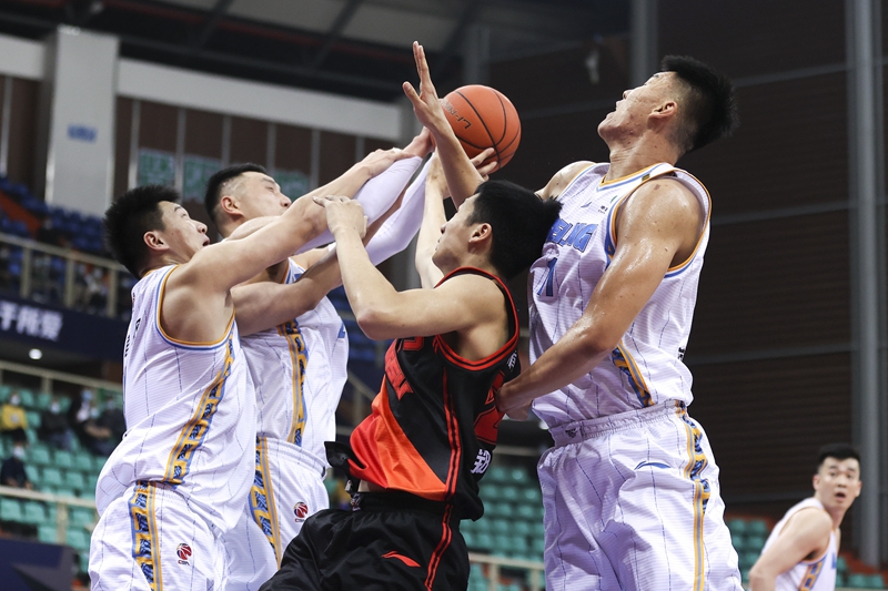 开云登录入口包含西甲国际比赛日再迎强敌，北京首钢豪取连胜，主帅态度：气氛紧张，赛季目标并未改变的词条