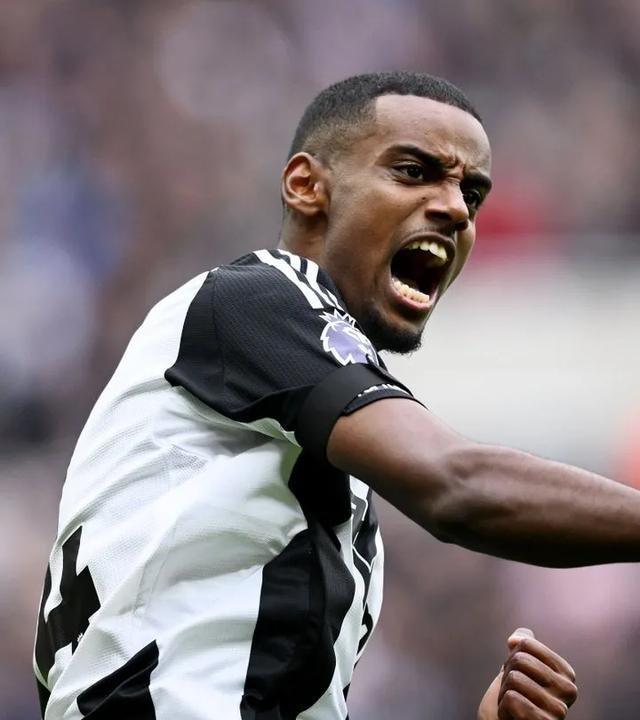 kaiyun官网包含太狠了！萨克拉门托国王今晨调整名单辽宁本钢今晚外线爆发，赛前北京首钢防线松动的词条